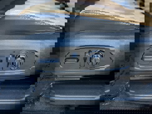 Used 2019 Chevrolet Equinox Premier image 22