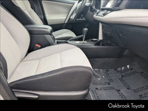 Used 2017 Toyota RAV4 XLE image 29