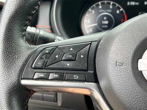 Used 2023 Nissan Kicks SR w/ SR Premium Package image 28