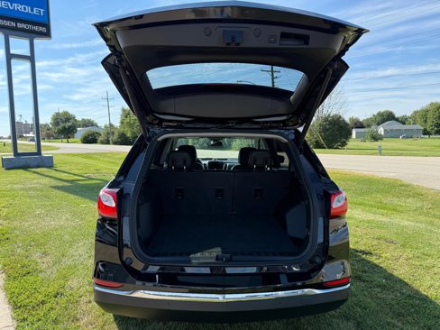 Used 2018 Chevrolet Equinox Premier image 11