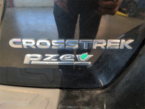 Used 2017 Subaru Crosstrek 2.0i Premium w/ Moonroof Package image 29