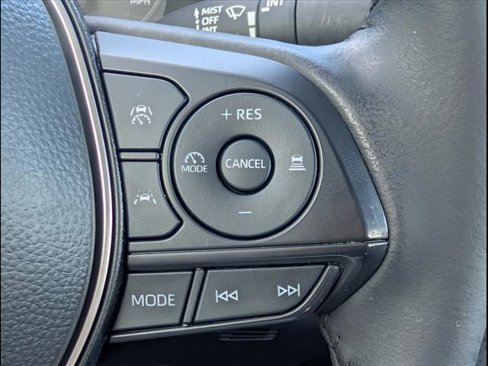 Used 2024 Toyota Corolla SE image 15