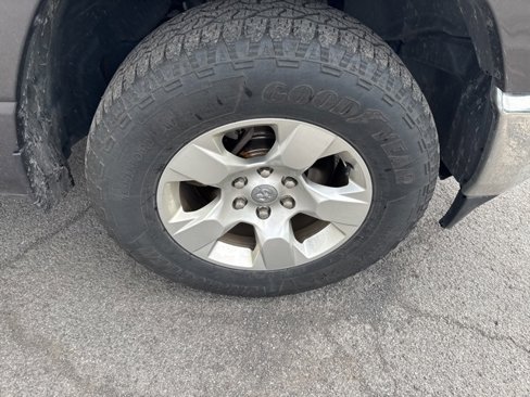 Used 2021 RAM 1500 Big Horn image 17