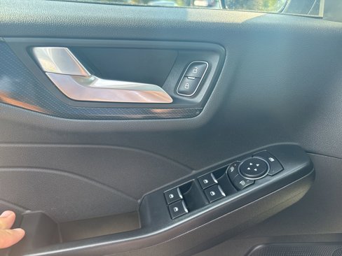 Used 2024 Ford Escape ST-Line w/ Tech Pack #1 image 25