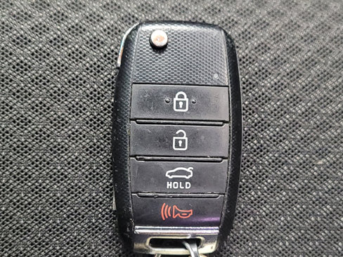 Used 2018 Kia Optima LX image 32