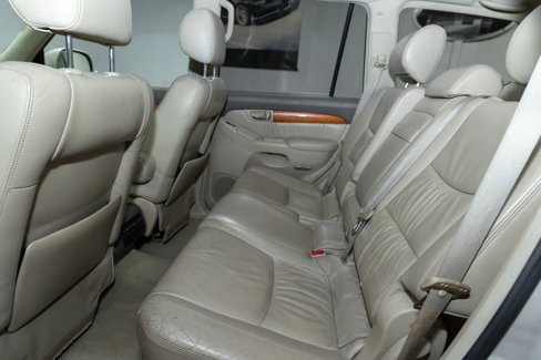 Used 2004 Lexus GX 470 image 23