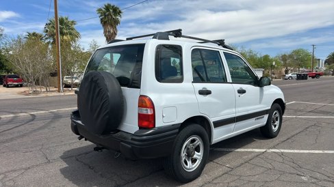 Used 2001 Chevrolet Tracker 2WD image 10