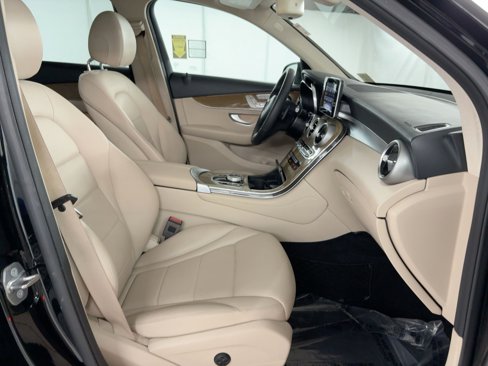 Used 2019 Mercedes-Benz GLC 300 image 31