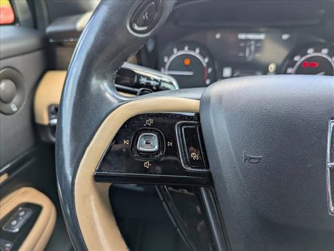 Used 2020 Lincoln Corsair Reserve image 14
