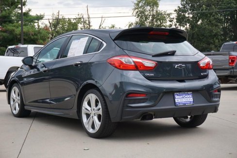 Used 2017 Chevrolet Cruze Premier image 5