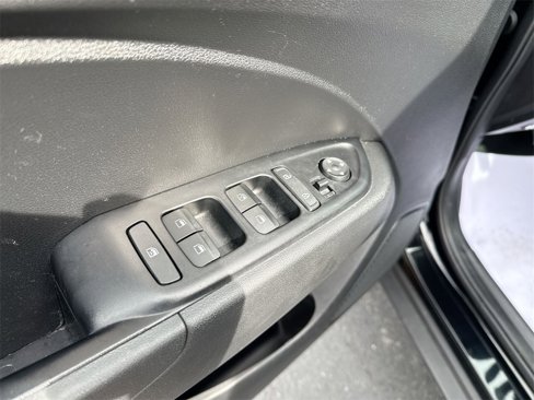 Used 2020 Hyundai Venue SEL w/ Convenience Package image 19