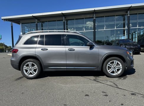 Used 2022 Mercedes-Benz GLB 250 4MATIC image 8