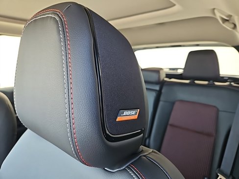 New 2026 Nissan Kicks SR w/ SR Premium Package image 11