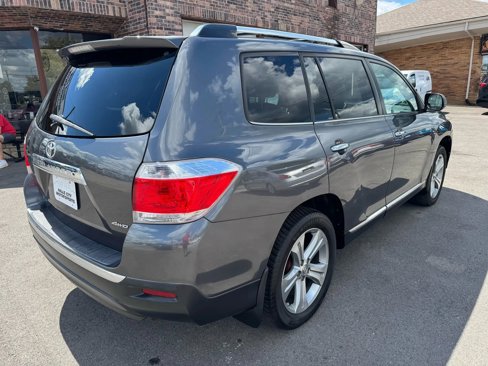 Used 2011 Toyota Highlander Limited w/ Tow Pkg image 14