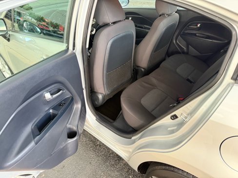 Used 2017 Kia Rio LX w/ Power Package image 10