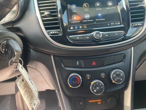 Used 2019 Chevrolet Trax LT w/ LPO, Protection Package image 20