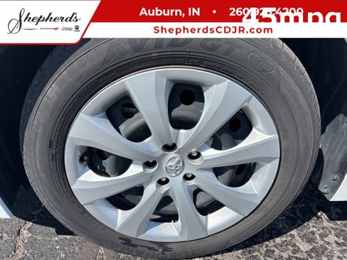 Used 2024 Toyota Corolla LE image 29