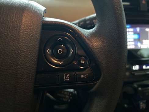 Used 2019 Toyota Prius L Eco image 42