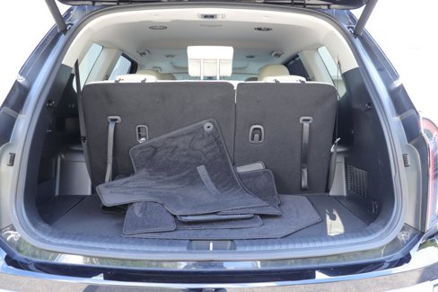 Used 2023 Kia Telluride EX w/ EX Captain's Chair Package image 17