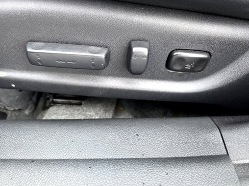 Used 2012 Honda Accord EX-L image 17