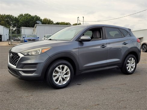 Used 2019 Hyundai Tucson SE image 3