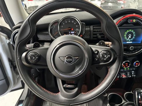 Used 2020 MINI Cooper S image 25