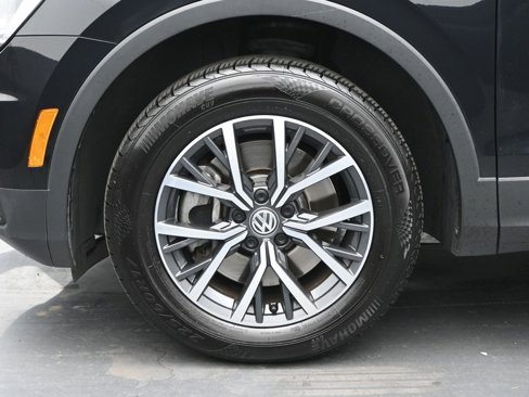 Used 2019 Volkswagen Tiguan SE w/ 3rd Row Seat Package image 23