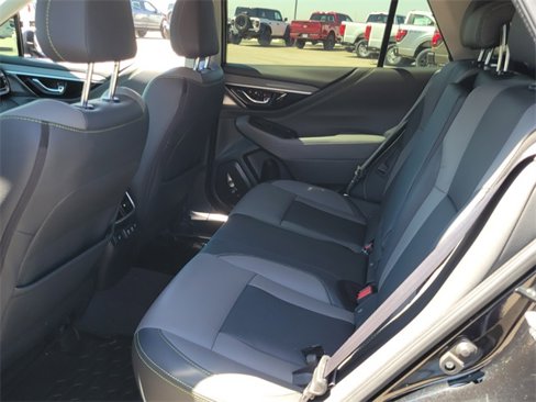 Used 2021 Subaru Outback Onyx Edition XT w/ Popular Package #2 image 6