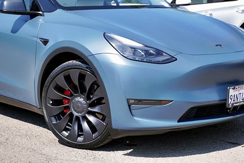 Used 2022 Tesla Model Y Performance image 4