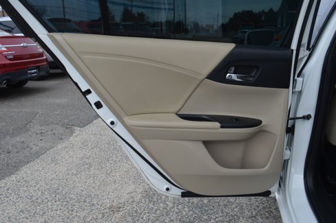 Used 2014 Honda Accord EX image 27