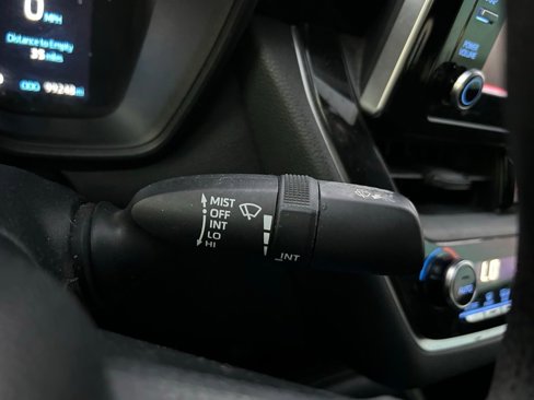 Used 2021 Toyota Corolla LE image 20