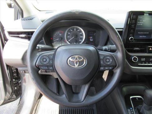 Used 2022 Toyota Corolla LE image 18