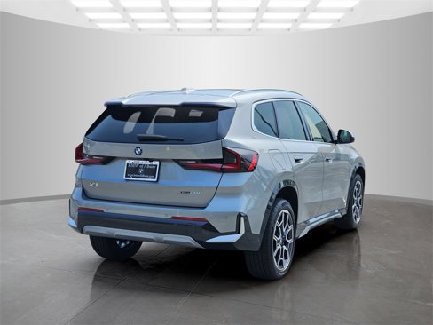 Used 2025 BMW X1 xDrive28i w/ Premium Package image 6