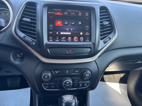 Used 2014 Jeep Cherokee Limited image 35
