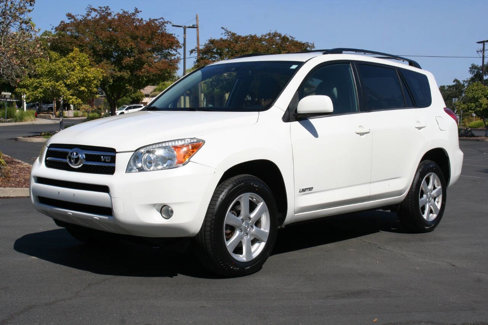 Used 2008 Toyota RAV4 Limited image 6