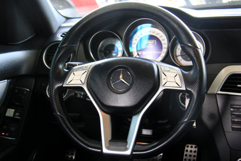Used 2013 Mercedes-Benz C 250 Sedan image 11