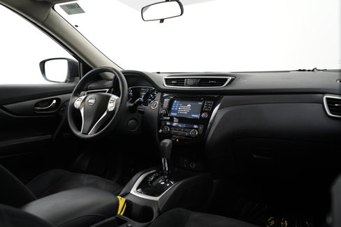 Used 2014 Nissan Rogue SV w/ SV Premium Package image 11