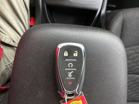 Used 2018 Chevrolet Equinox LT image 35