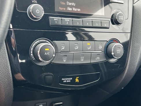 Used 2018 Nissan Rogue Sport S w/ S Appearance Package image 20