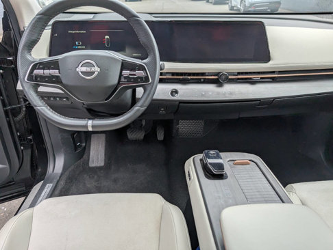 Used 2023 Nissan Ariya AWD image 11