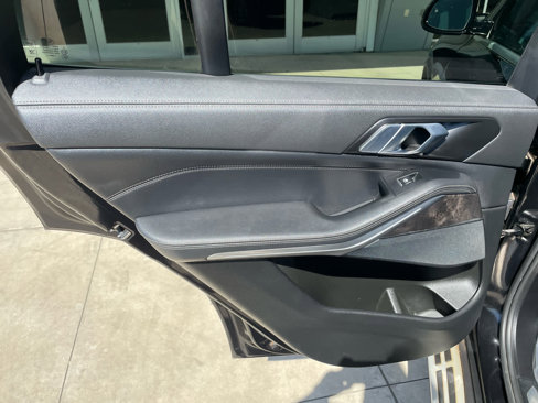 Used 2023 BMW X5 xDrive40i image 16