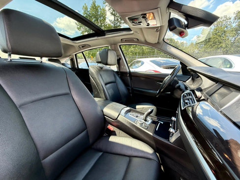 Used 2011 BMW 535i xDrive image 23