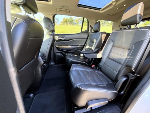 Used 2017 GMC Acadia Denali w/ Technology Package image 19