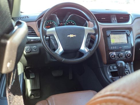 Used 2017 Chevrolet Traverse LT image 7