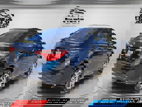 Used 2017 Toyota Corolla LE image 2