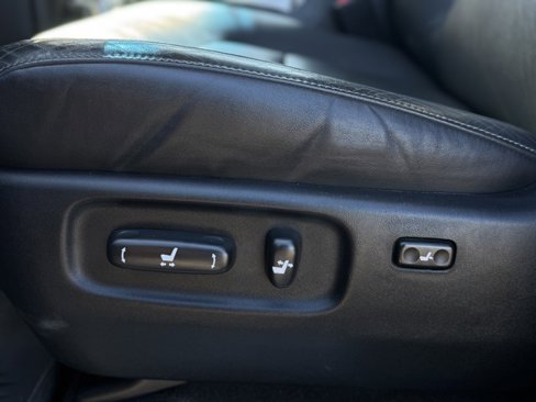 Used 2019 Toyota Land Cruiser image 30