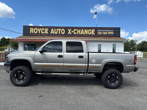 Used 2002 Chevrolet Silverado 2500 LT w/ Off-Road Skid Plate Pkg image 4