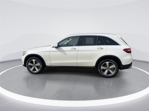 Used 2018 Mercedes-Benz GLC 300 4MATIC image 5