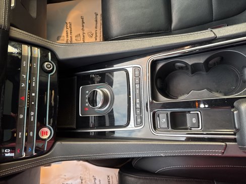 Used 2020 Jaguar F-PACE S image 26