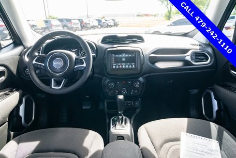 Used 2020 Jeep Renegade Latitude image 30